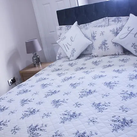 Lux Aparts Leeds Bradford Airport Lodge Bradford (West Yorkshire)
